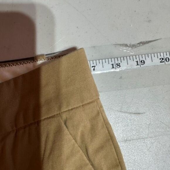 J. Crew women’s City Fit Broken-In Chino Bootcut Pants Size 10 Short Tan - Picture 3 of 11